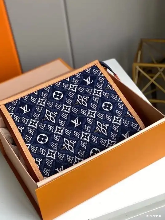TOILETRY 1854 26 POUCH VUITTON SINCE LOUIS 0612